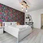 Luxurious, Intimate Getaway Bp Apartament Budapesta
